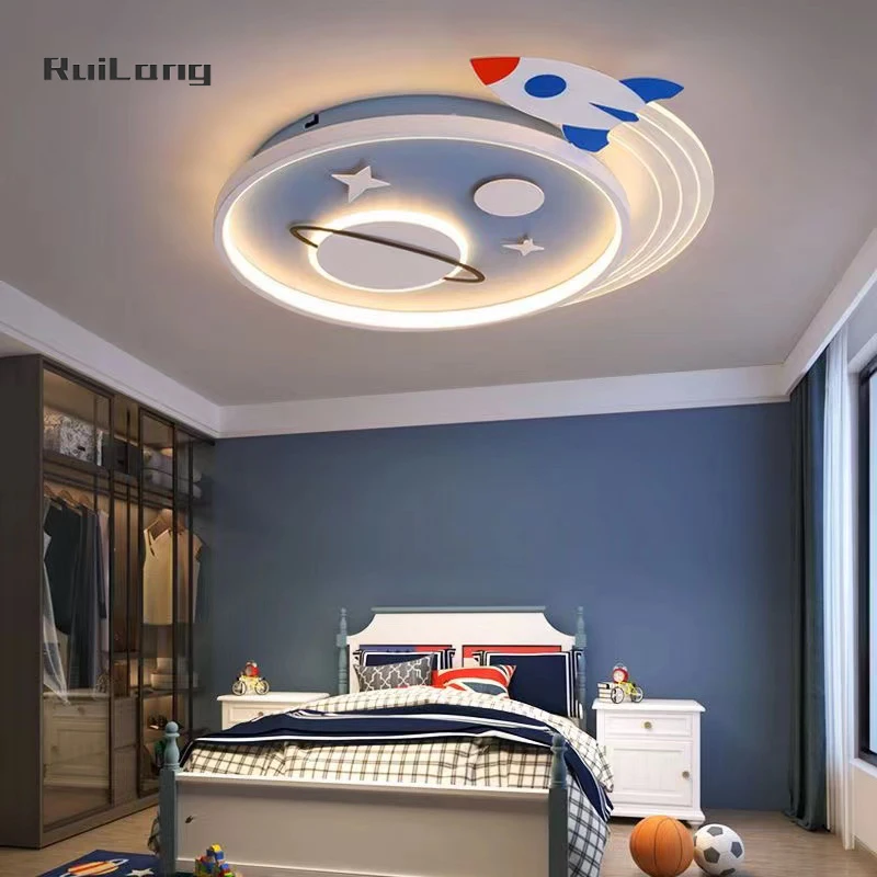 الكرتون صاروخ Led مصباح السقف غرفة نوم الأطفال بنين طفل أطفال غرفة ضوء ثريا تركب بالسقف كوكب الفضاء ضوء السقف لامبارا