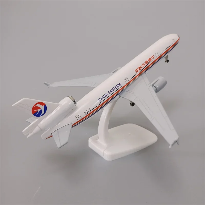 NEW 20cm Alloy Metal Air China Eastern Airlines MD MD-11 Diecast Airplane Model Plane Model Aircraft With Wheels Landing Gears