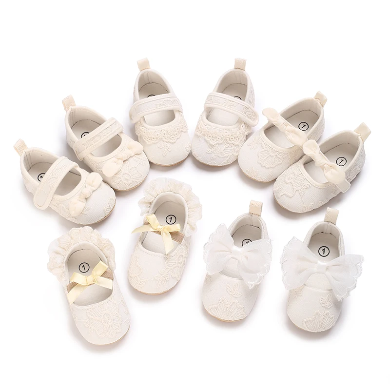 

NEW 0-18 Months Cute White Lace Baby Girl Princess shoes Baby Moccasins Moccs Shoes Bow Fringe Rubber Soled Non-slip Footwear