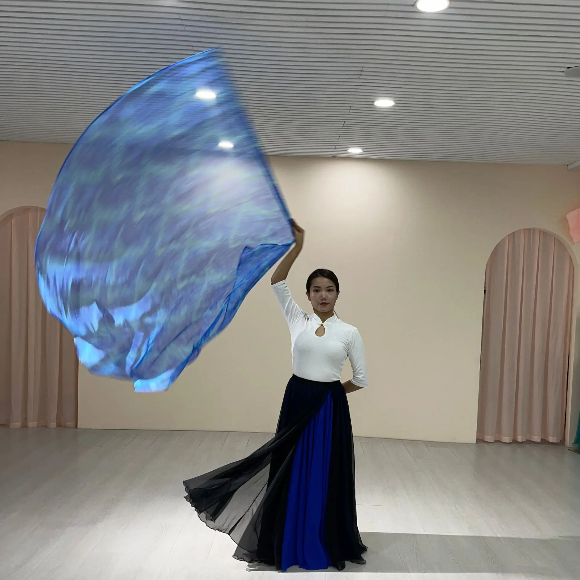 Dance props, church performance, costumes, worship flag 140 × 140 praise flag, multiple with telescopic sticks, praise flag