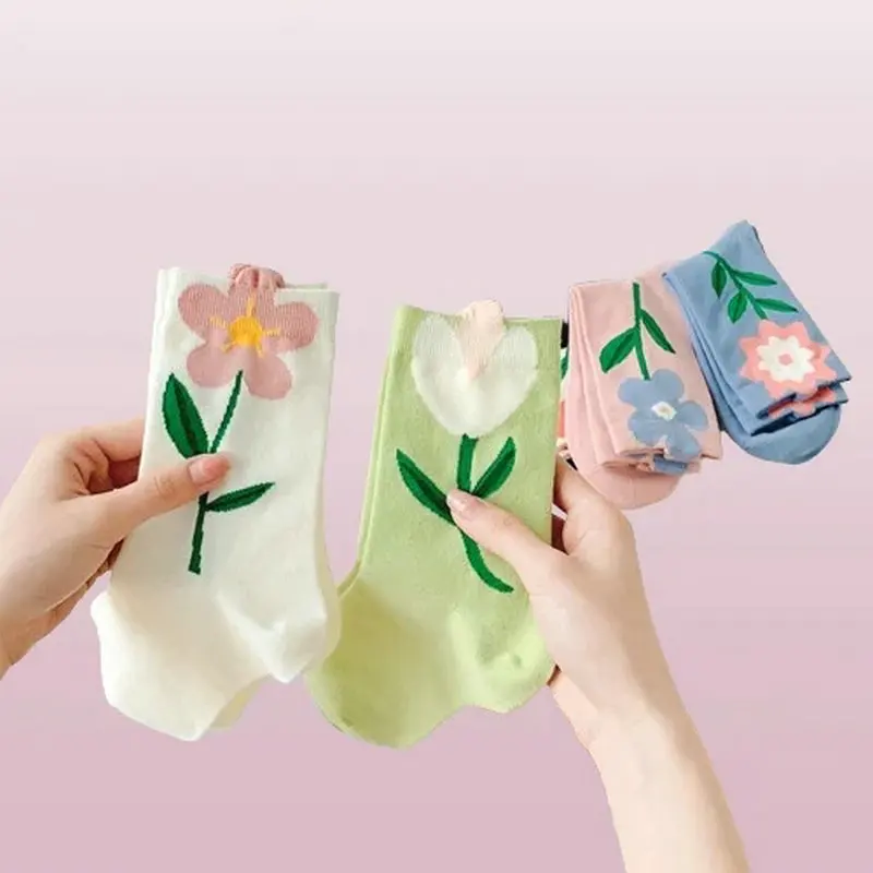 Chaussettes à fleurs de tulipe pour femmes, chaussettes mi-mollet, confortables et respirantes, haute qualité, mode, nouveau, 2024, 5 paires