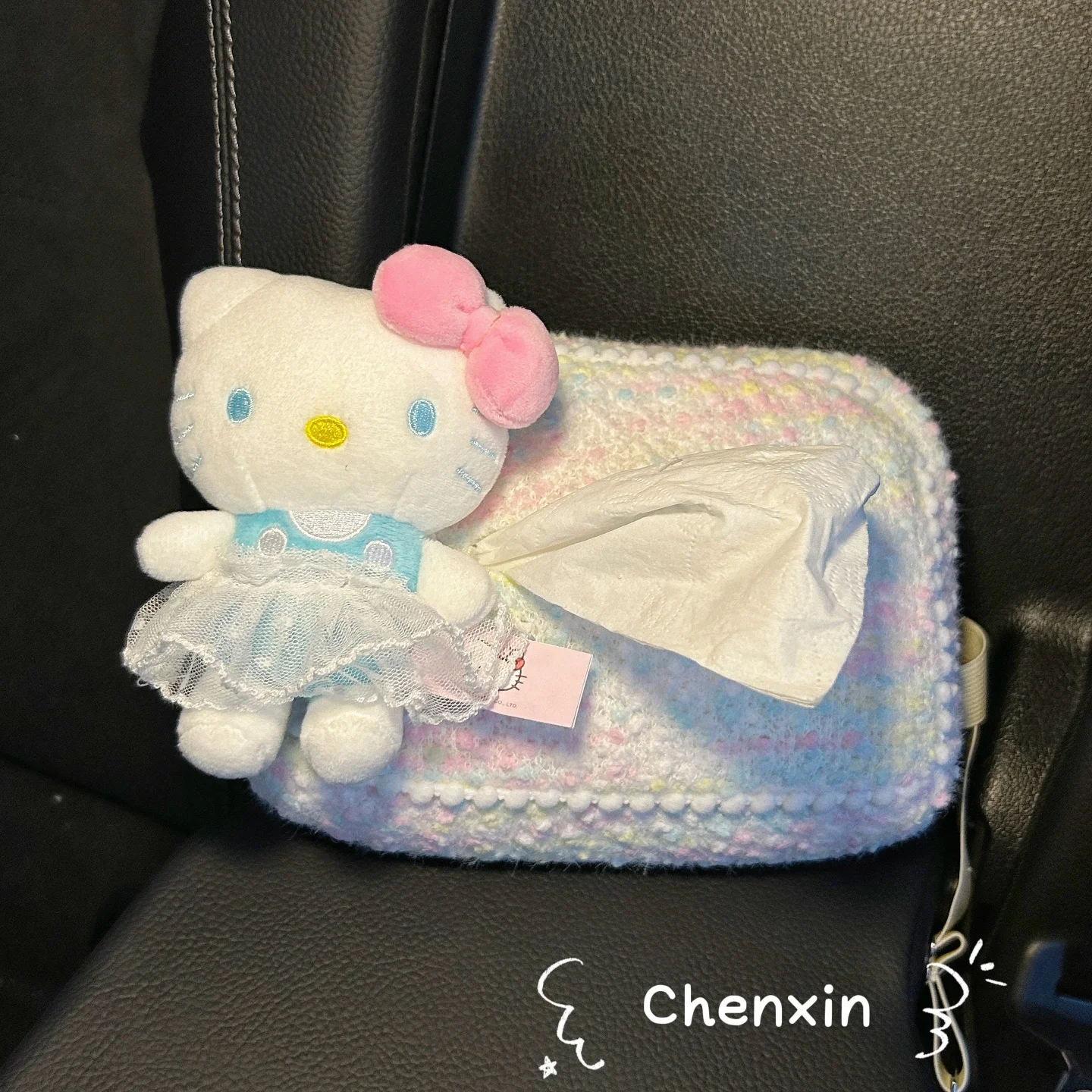 

Cute High-End Hello Kitty Car Mounted Tissue Box Interior Decor Tissue Bag Car Mounted Girl Drawer Paper