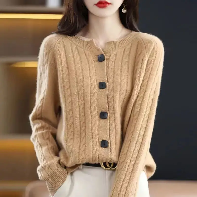 2024 Autumn/Winter Commuting Fashion Versatile Sweater Cardigan Long Sleeve Loose Solid Color Round Neck Button Women\'s Coat Top