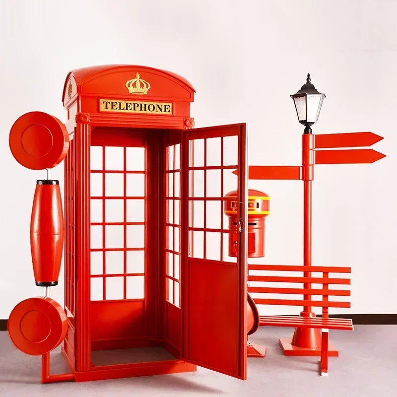 Large European wrought iron telephone booth mailbox street sign outdoor courtyard online celebrity shopping mall floor decoratio