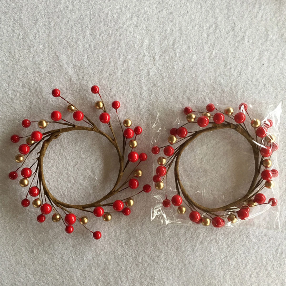 

3pcs Holder Decoration Christmas Wreath Garland Berry Bells Ribbon Party Home Table Mantle Window Decor Rings Set