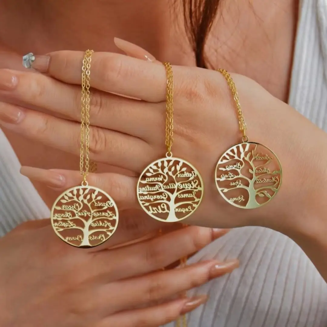 Collier Arbre de Vie, Collier avec nom de famille gravé, Collier personnalisé avec nom, Collier avec plusieurs noms, Cadeau pour la famille •