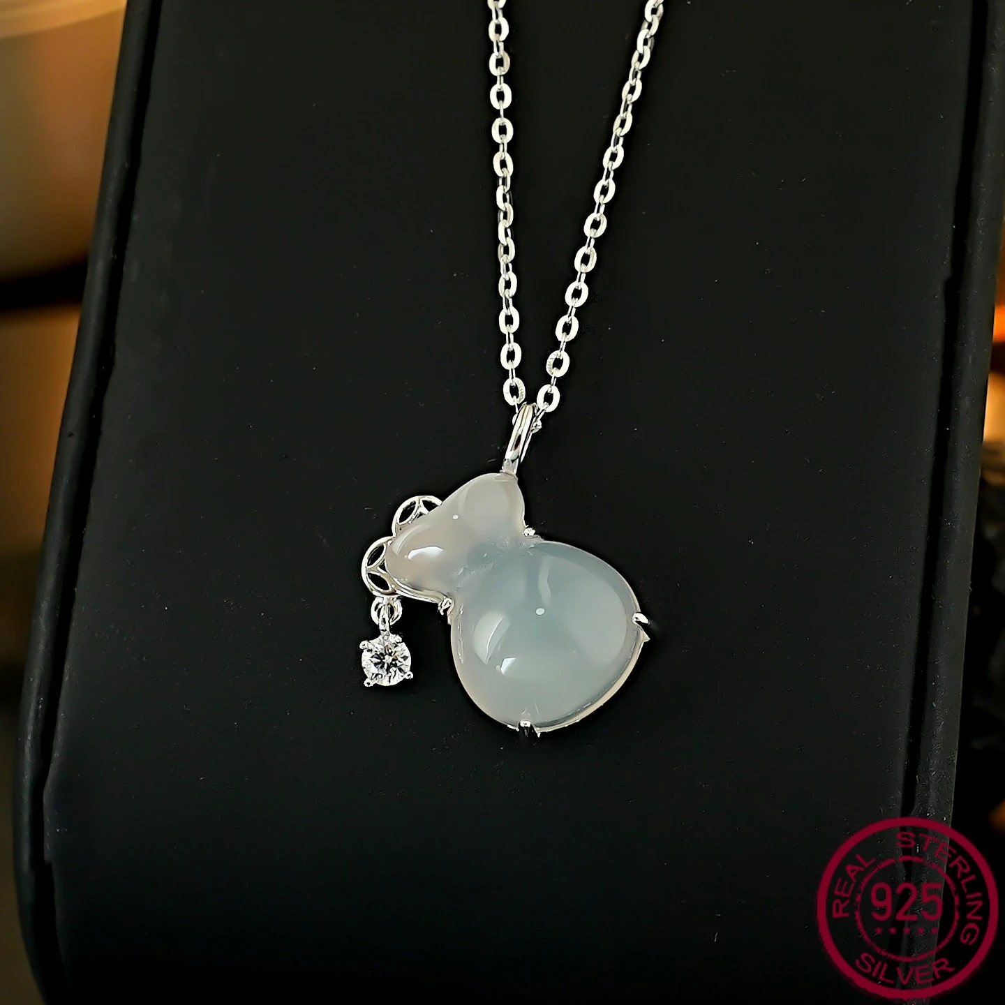 

New S925 silver necklace versatile, high-end, fashionable, light luxury, wedding jewelry
