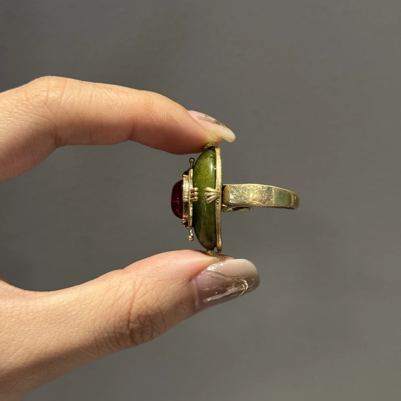 Vintage Retro Palace Green Enamel Red Glass Rings French Gold Color for Women Fashion Wedding Jewelry Retro Bride Accessories
