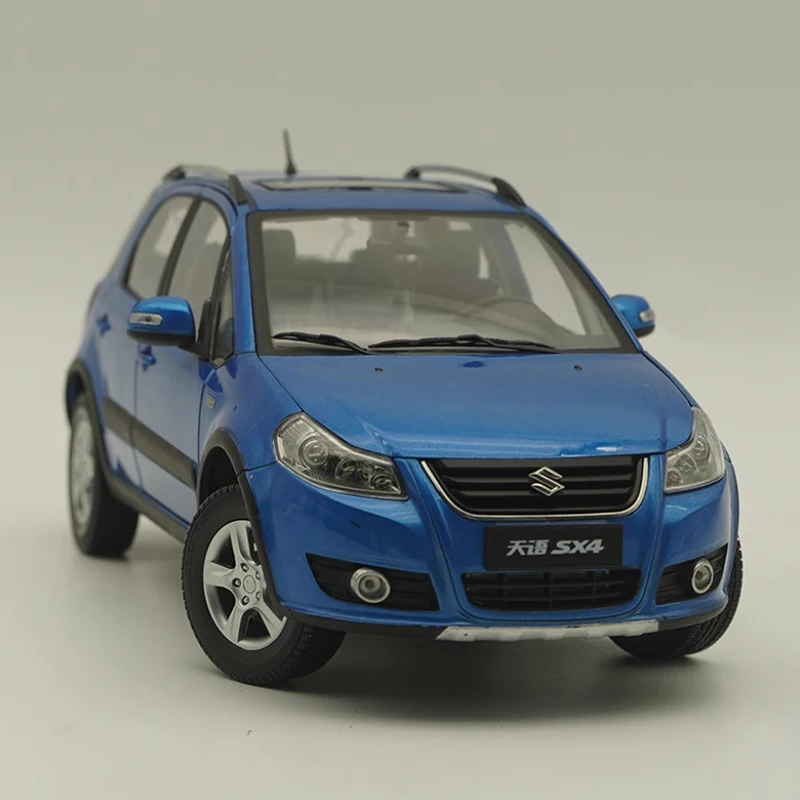 

Diecast 1:18 Changan Suzuki SX4 Alloy Car Model Finished Simulation Collection Decoration Gift Static Display