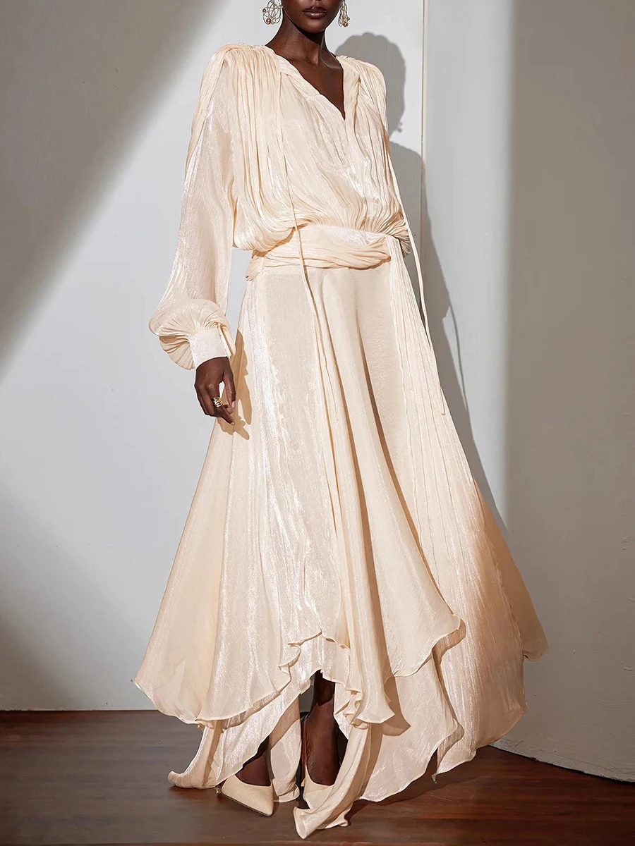 TWOTWINSTYLE Solid Spliced Plooien Mode Jurken voor Vrouwen Ronde Hals Lange Mouwen Hoge Taille Onregelmatige Jurk Vrouwelijke Kleding Nieuwe