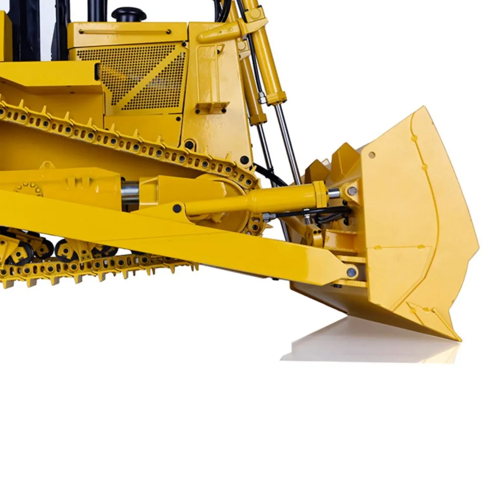 Игрушки DXR2 1/14 JDM-98 Металлический гидравлический радиоуправляемый бульдозер Радио Звук ESC Мотор Тукан Дистанционный распылитель Грузовики Автомобили Модель машины