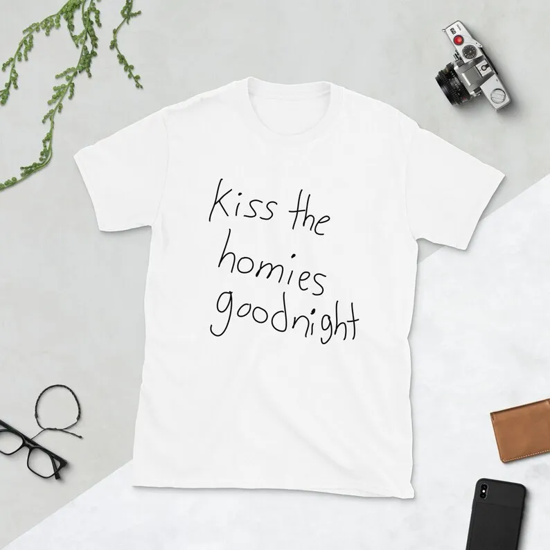 Sugarbaby Kiss The Homies Goodnight Shirt  Handwriting Tumblr t shirts Funny Fashion Graphic Cotton t shirt Drop Shipping