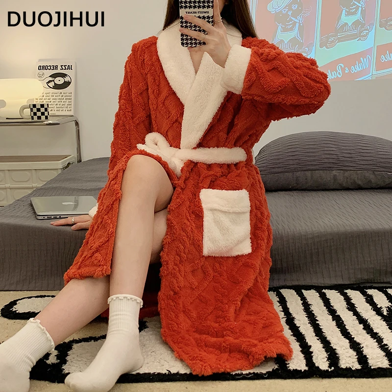 DUOJIHUI Fashion Contrast Color Loose Simple Female Nightgowns Winter Thick Warm Flannel Long Sleeved 15-colors Women Nightwear