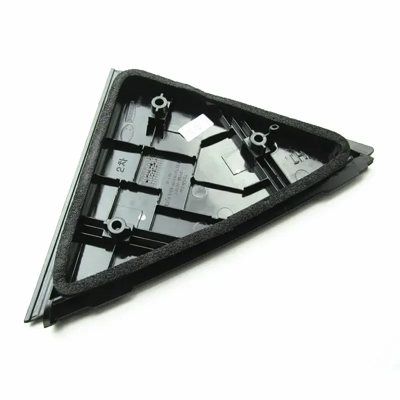 استخدم مثلث الباب الخلفي لكيا فورتي، قالب لوحة زخرفية سوداء 838301m00 838401m000cerato//Koup/Mashu 08. #2