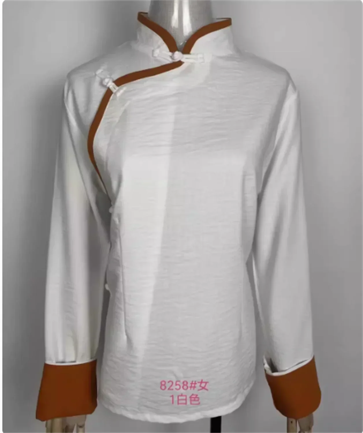 

In spring and autumn, Xizang clothes dance performance women wear shirts inside