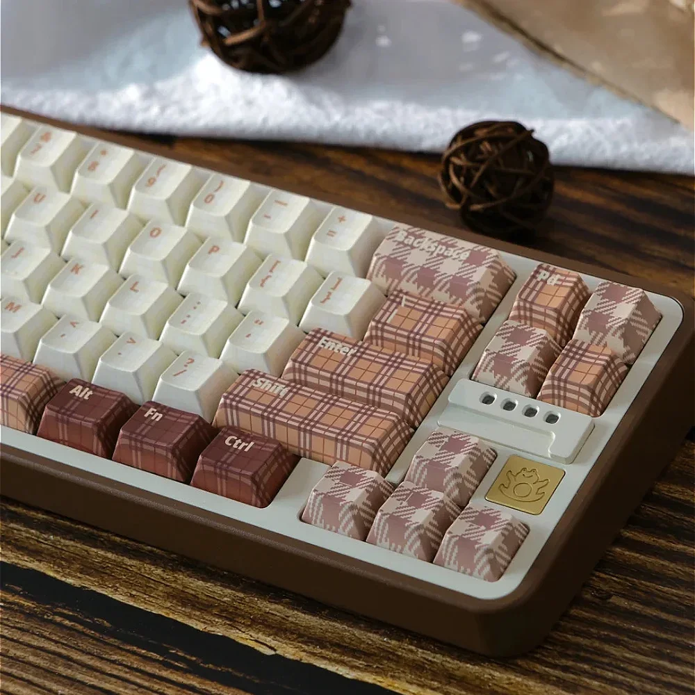 

Retro Keycaps British Plaid Light Cherry Pbt Coffee Keycap Milky White Keycaps Simple Ins Style Retro Style 137Keys Diy Keycap