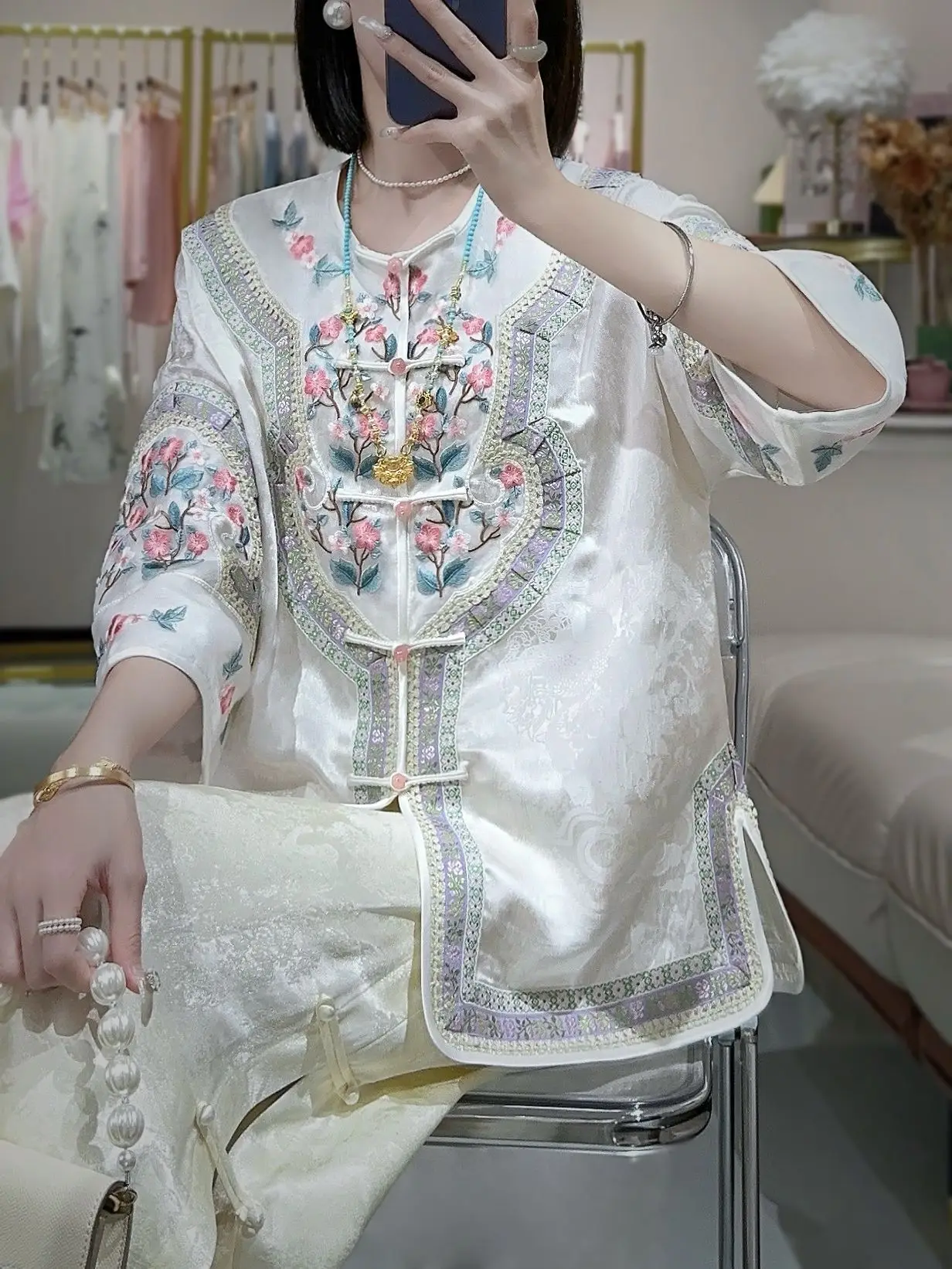 High-end Women Jacket Top Stitching Silk Embroidery Flowers Tang Suit Elegant Lady Loose Coat Female S-XXL image 2