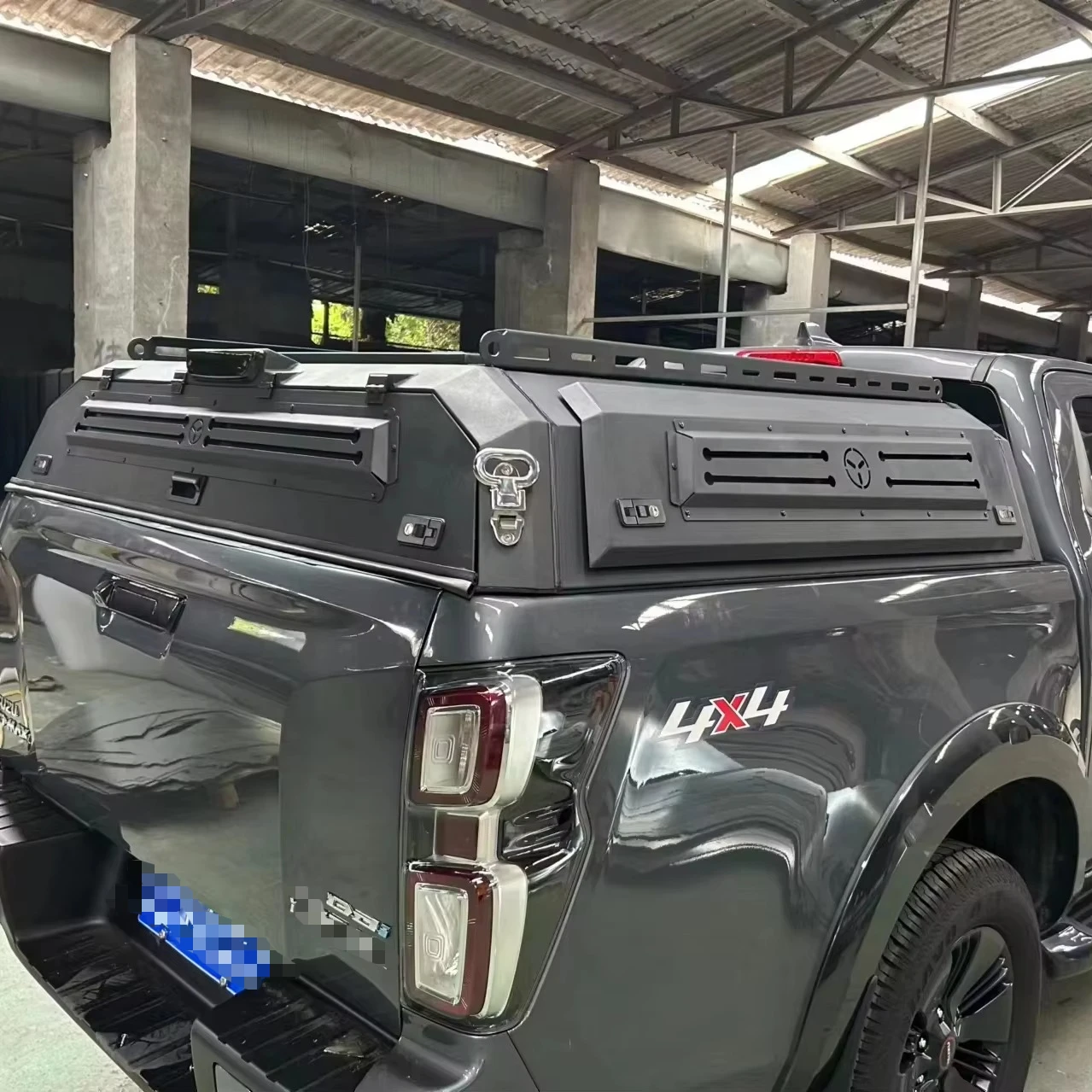 

Half-Height Foldable Off-Road Pickup Truck Roof Canopy for F-150, High-Quality Aluminum Alloy Waterproof Tonneau Cover