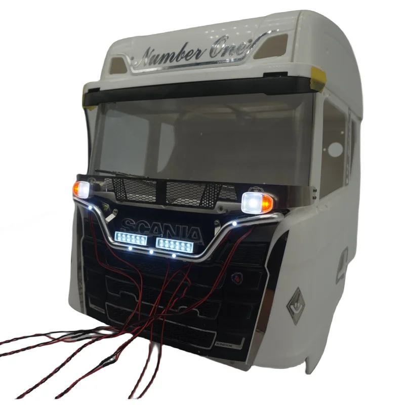 Tamiya 1/14 RC 트럭 Scania 770s Actros Volvo 1/14 RC 트랙터 트레일러 DIY 부품 용 CNC 프론트 메쉬 LED 라이트 램프