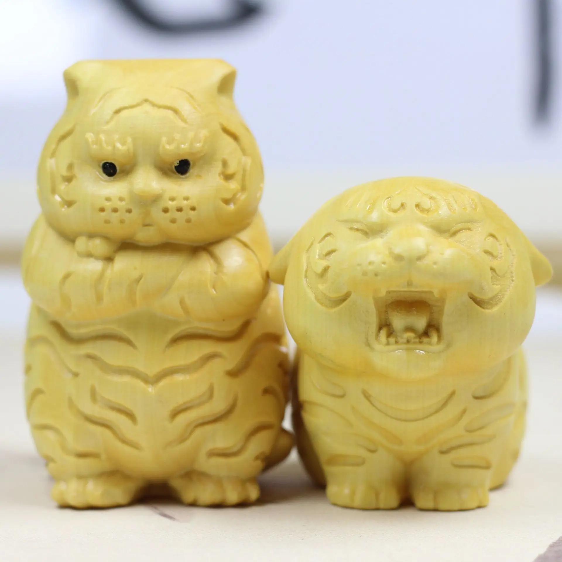 Boxwood Carved Fat Tiger Figurine Cute Chinese Zodiac Animal Desktop Ornament Wenwan Decor Birthday Gift For Home Decoration