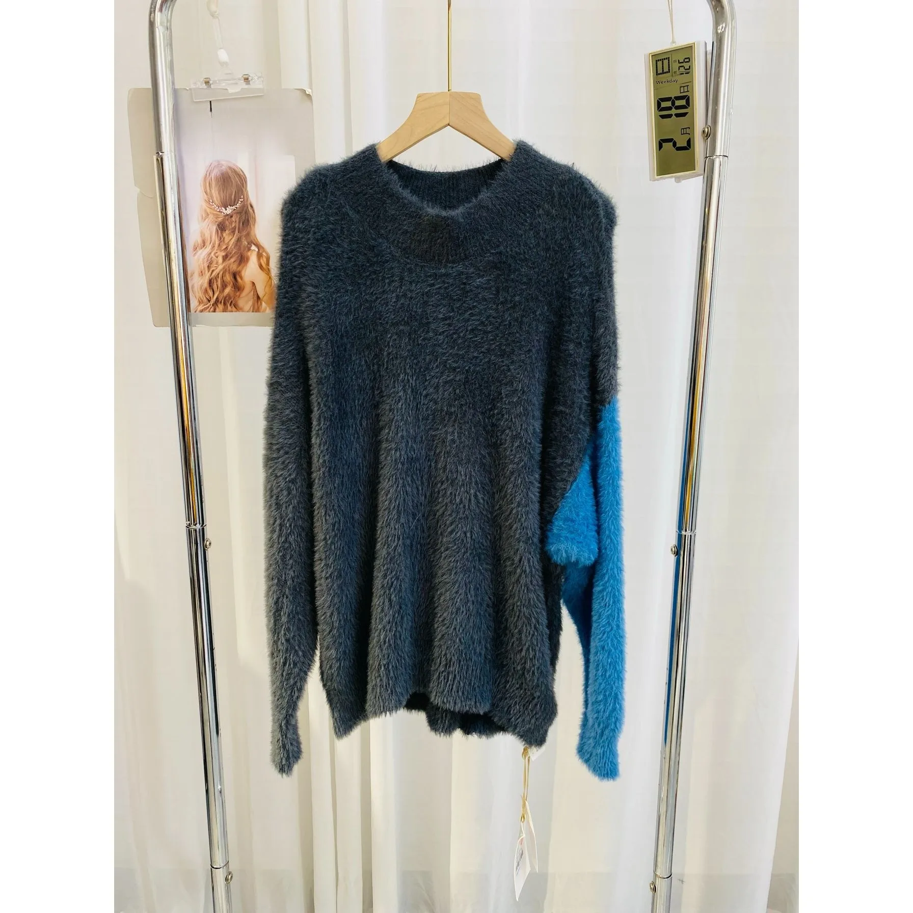 

Ladies' Loose Fit round Ne Knitwear Sweater Comfortable Lazy Sle Camere Overhead Winter New Arrival Faion Women's Top