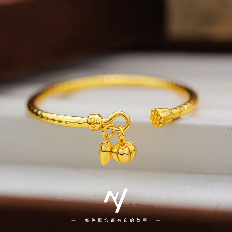 

True Gold 999 Good Fortune Lotus Bracelet Hammer Pattern Two Generations of Joy Lotus Pod Lotus Persimmon Bracelet