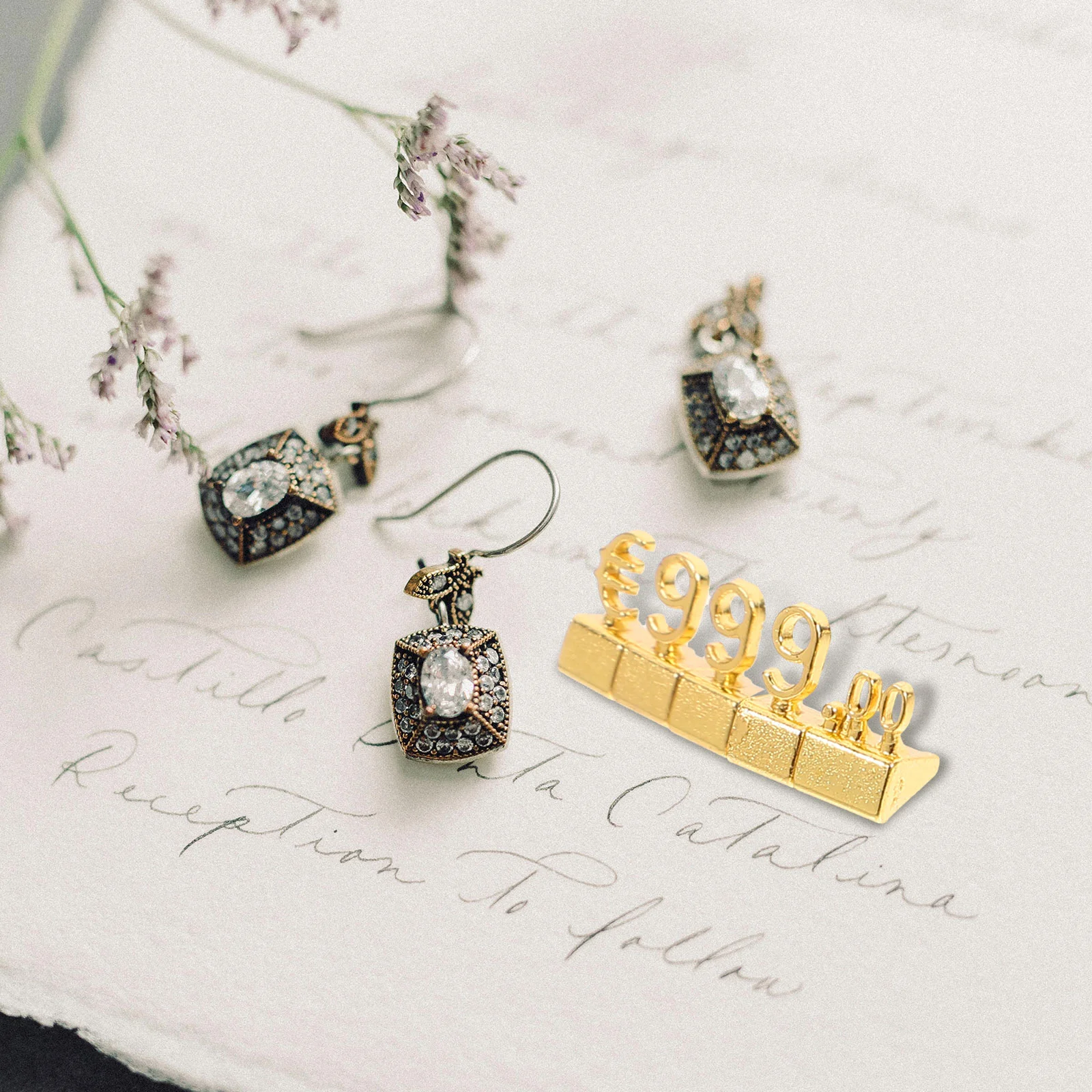 10Pcs Price Block Metal Pricing Label Stand Cube Display Rack Jewelry Tag Folder Filing Products Signs Sale Price Display Stand