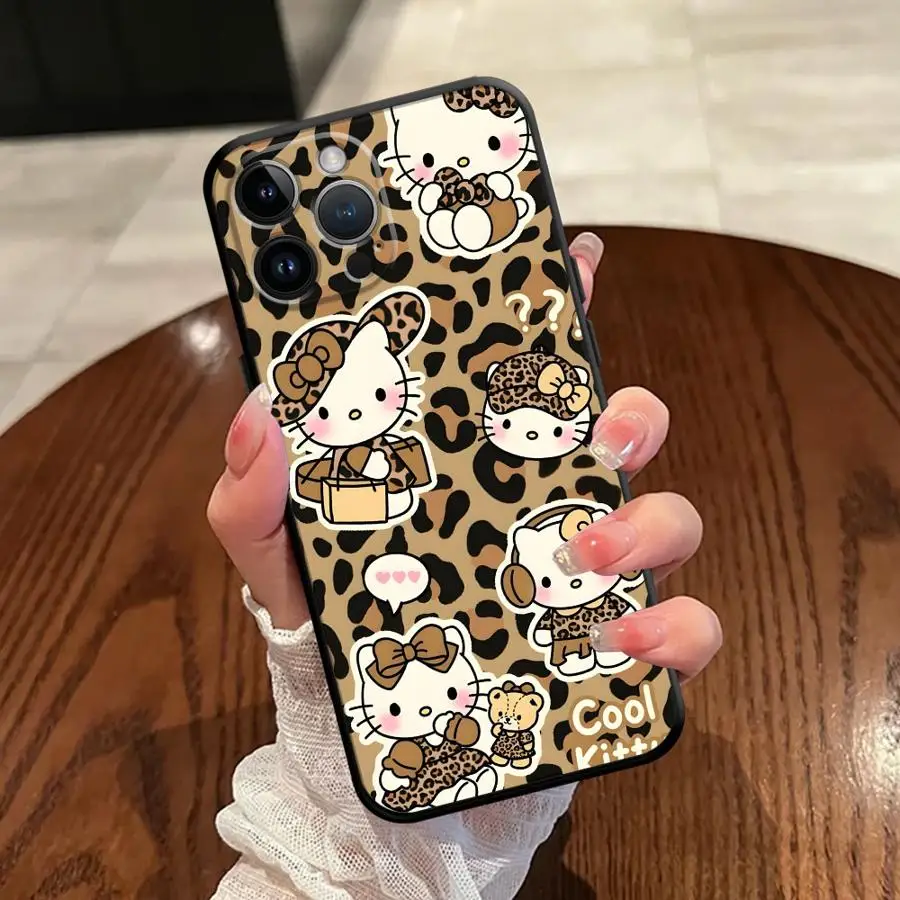 블랙 소프트 폰 커버 케이스 아이폰 15 16 14 플러스 XS 맥스 13 12 11 17 프로 맥스 7 8 XR 17에어 레오파드 키티 산리오