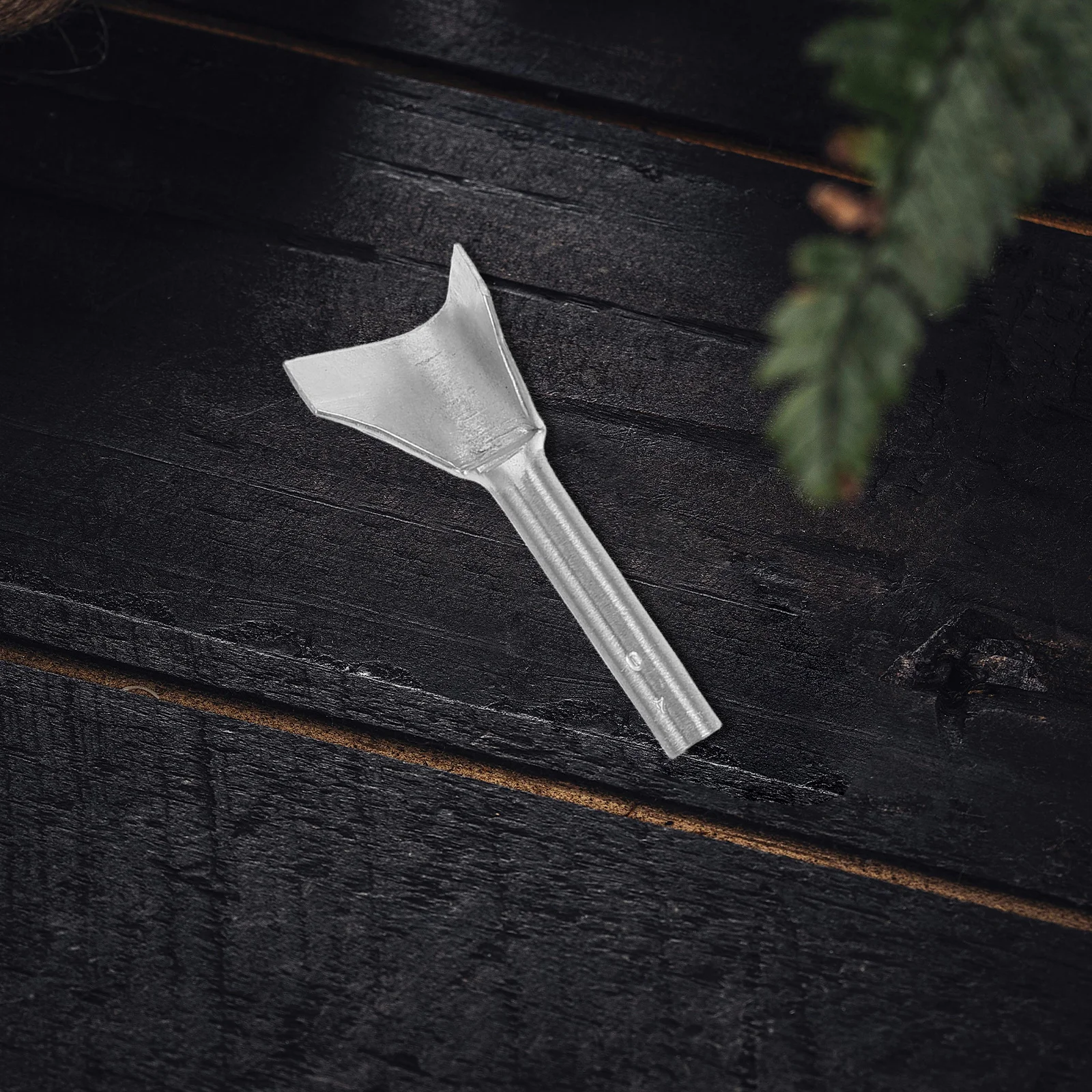 

1Set V-Shaped Punch Tool Precise DIY Belt Edge Trimming 10-40mm Leatherworking Cutting Tools Manual Hole Punch