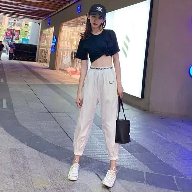 The new summer loose nine-inch Harem pants for women's golf in South Korea are slimming, quick-drying and casual pants