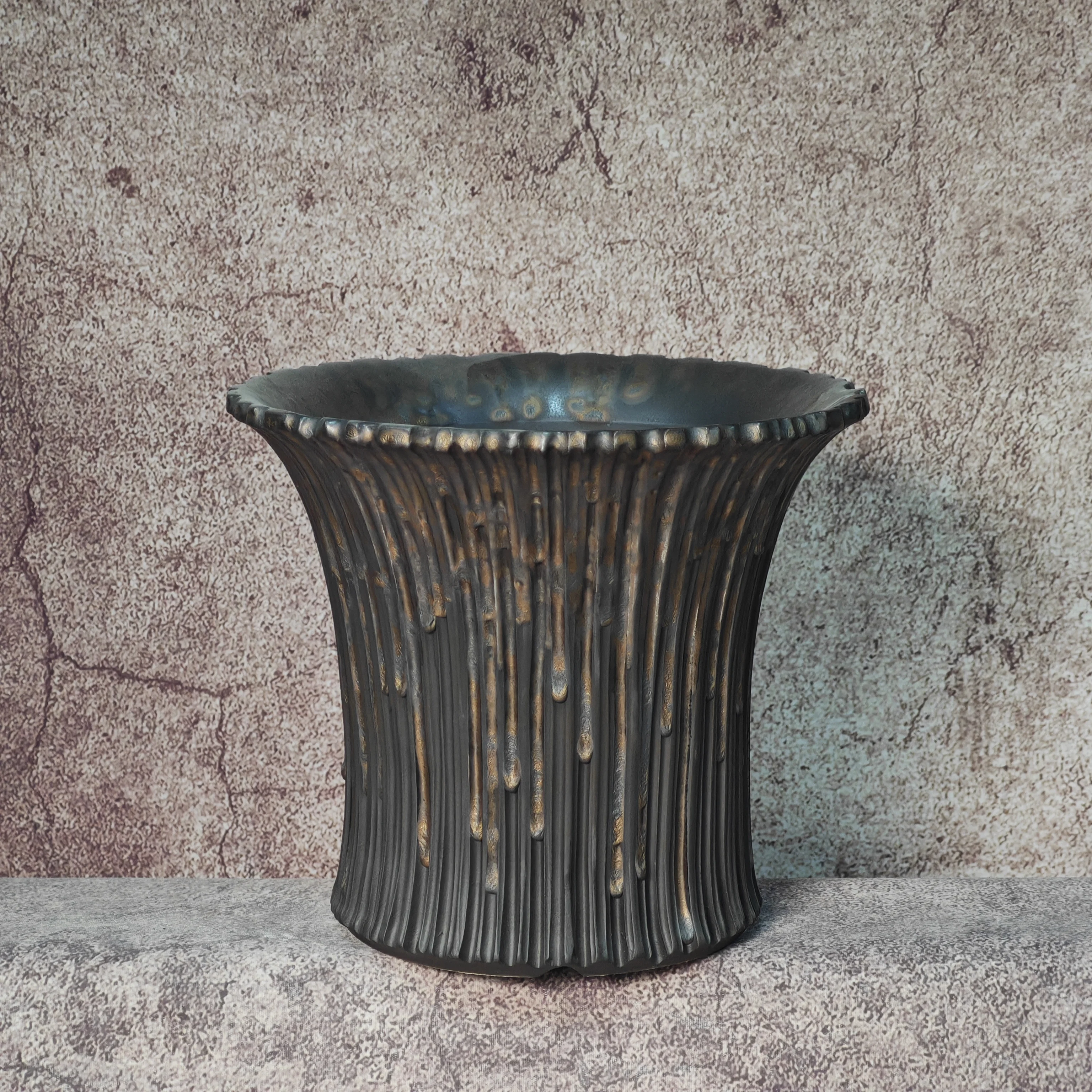 Large Handmade Gold Drawn Glaze Tall Waist Caudex Pot, Ceramic Planter for Agave, Cactus & Caudex Plants