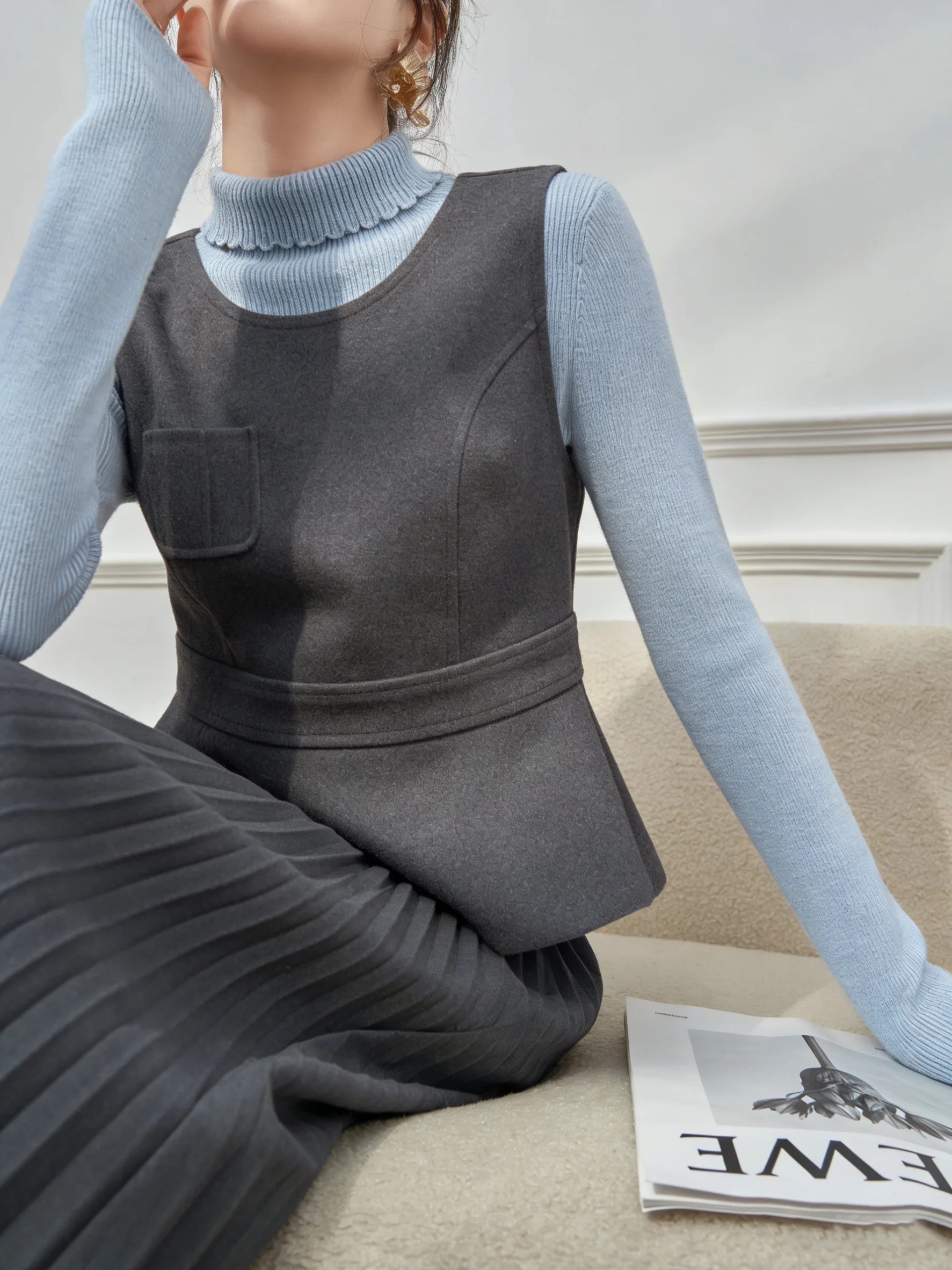 

Комплект из жилета и юбки для женщин: модный корейский стиль, плиссированная юбка в пол, зимний костюм в стиле Whole