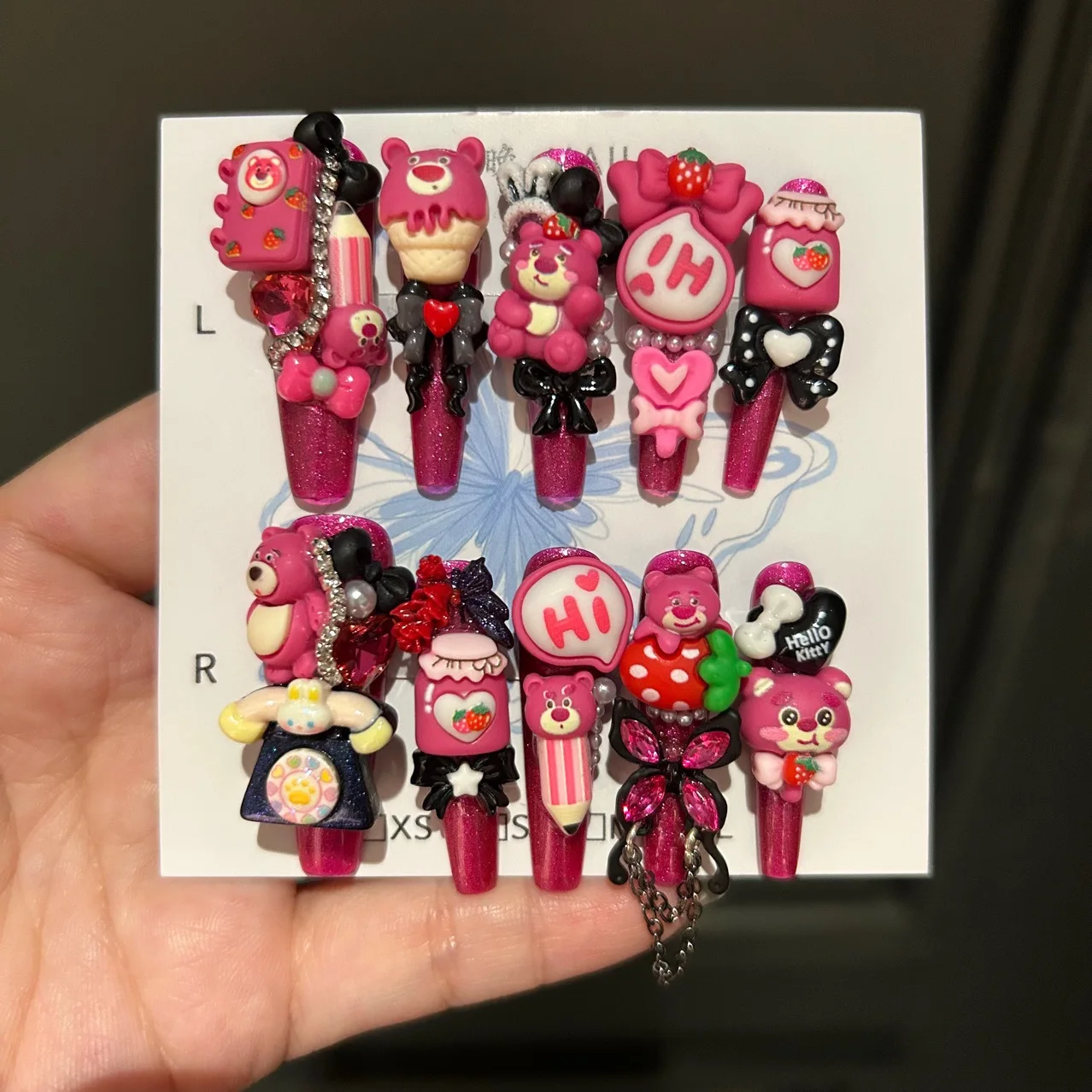 YTYIN الفاخرة اليدوية الفراولة الدب الكرتون درع يرتدي الأظافر الاصطناعية سوبر لطيف مربع نمط أظافر الأصابع الرغبة النقية #5