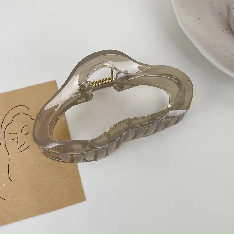 Hiasan Kepala Klip Hiu Cakar Rambut Besar Awan Baru untuk Wanita Jepit Rambut Temperamen Mode Jepit Rambut Kokoh Warna Solid