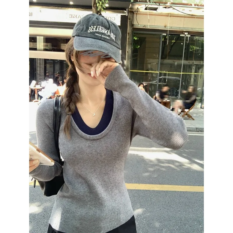 بلوفرات نسائية لخريف وشتاء 2025 برقبة على شكل حرف v بألوان متباينة سترة ضيقة بأكمام طويلة سترة نسائية للتنقل سترة نسائية غير رسمية