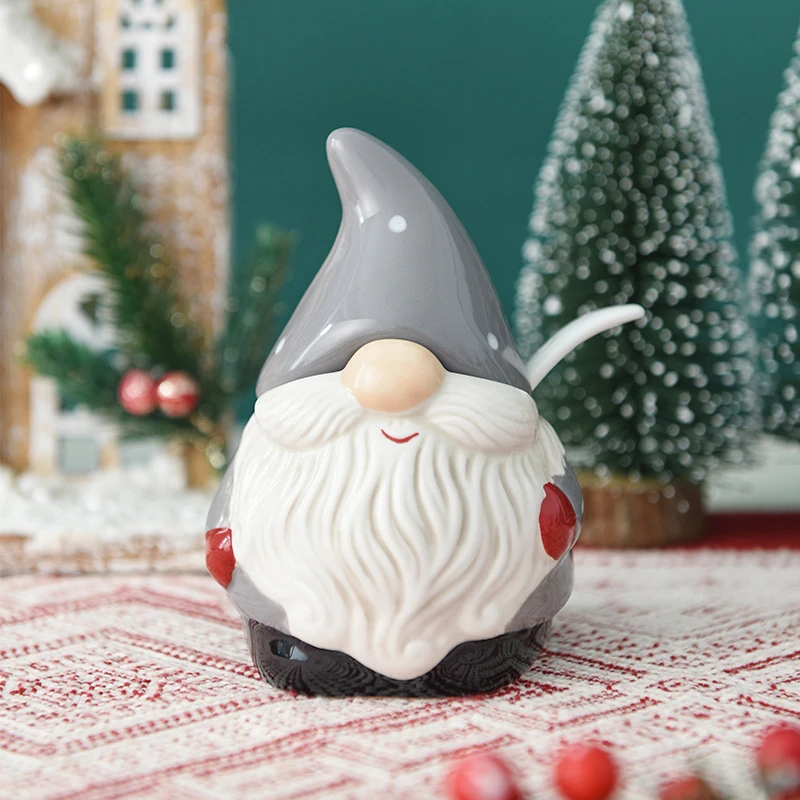 

Cartoon Santa Claus Seasoning Jar Creative Ceramic Seasoning Storage Seasoning Bottle Jar with Lid Contains Spoon Christmas