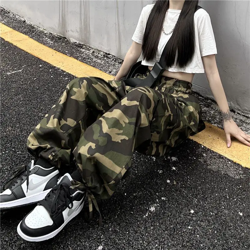 

GIDYQ American High Street Retro Hiphop Camouflage Cargo Pants Women Vintage Loose Big Pocket Straight Wide Leg Trousers Fashion