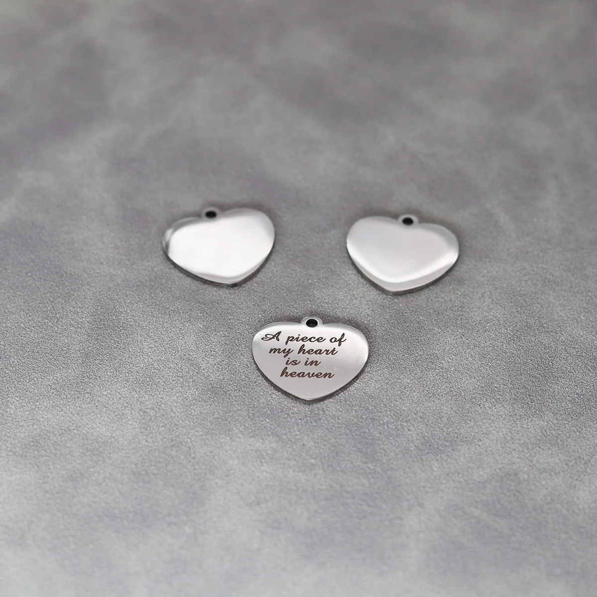 3pcs/Lot Laser Engraved A Piece of My Heart Is In Heaven Stainless Steel Charm for Necklace Bracelets DIY Making Supplies