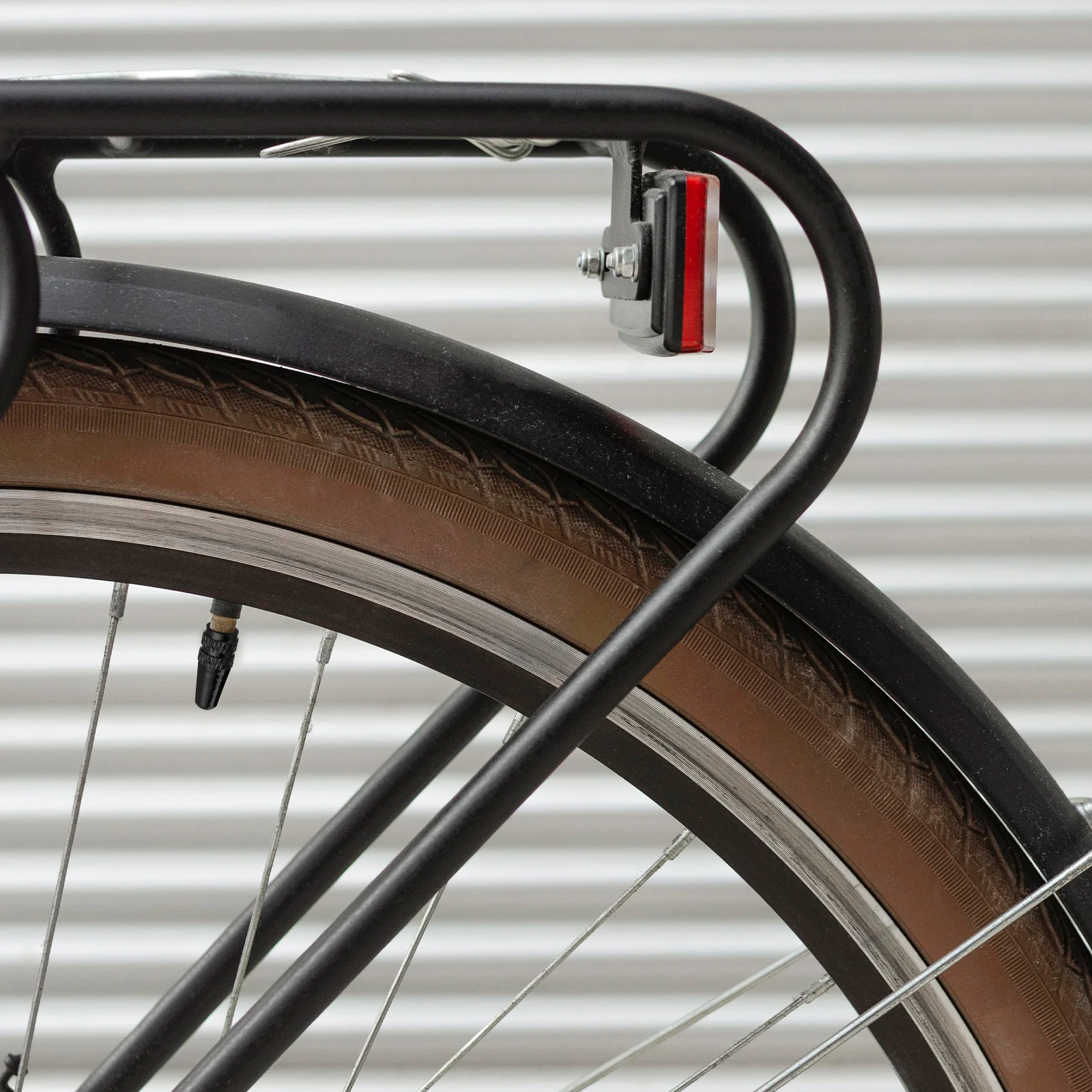 

2Pcs Bicycle Valve Caps High Precision Aluminum Alloy Valve Caps for Bike Tire Dust Dirt Protection Easy Install