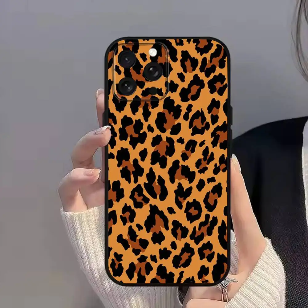 L-leopard p-print Art Phone Case For iPhone 11,15,16,14,13,17,12,Pro,SE4,Plus,E,Max,Air,Mini Black Cover