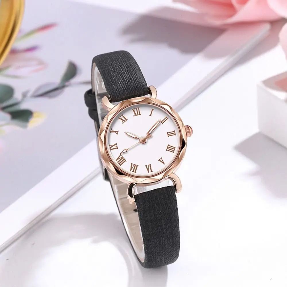High Quality Faux Leather Strap Wristwatch Multi-color Round Dial Quartz Watch Casual Adjustable Quartz Clock