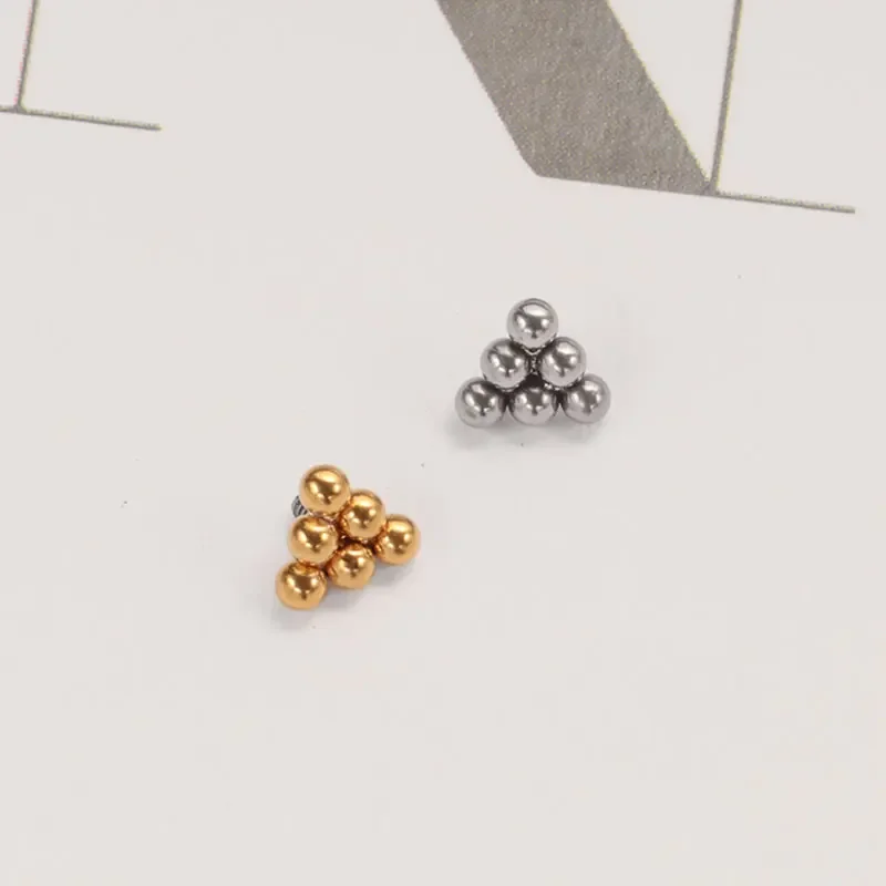 Mini anillo de labio Labret de racimo de 6 cuentas de titanio ASTM F136, pendiente de hélice de cartílago Tragus, pendiente de concha, perno prisionero, Piercing de nariz, joyería corporal