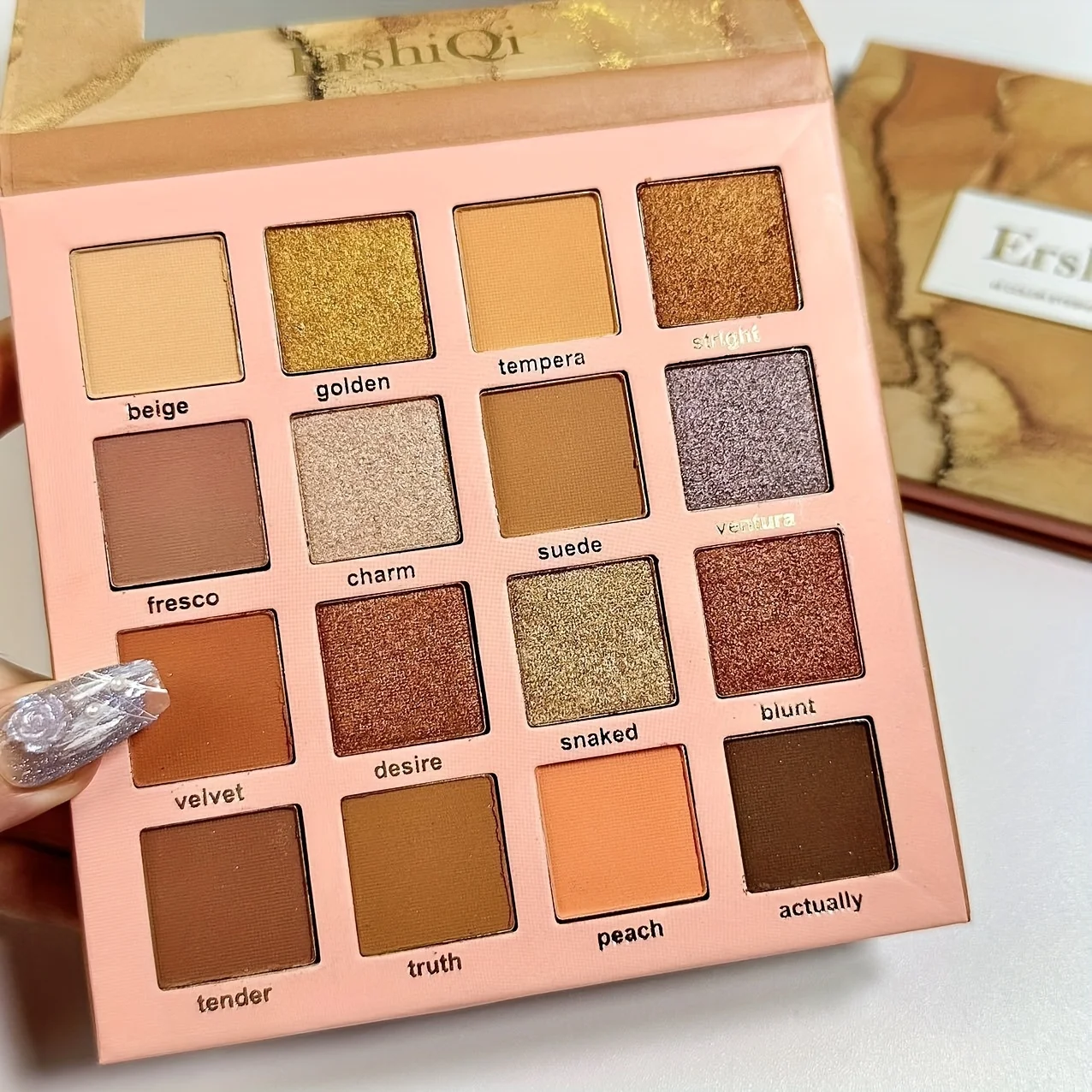 Set fard e evidenziatore Golden Sunshine a 16 colori - Tavolozza per trucco puro tono terra innocente per un aspetto naturale
