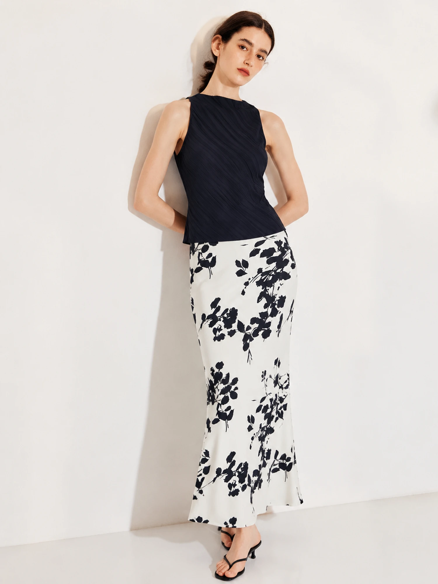 Mimicking Linen Texture Asymmetrical Pleated Top Simple Comfortable round Neck Sleeveless Vest Polyester Fiber Women's Wear