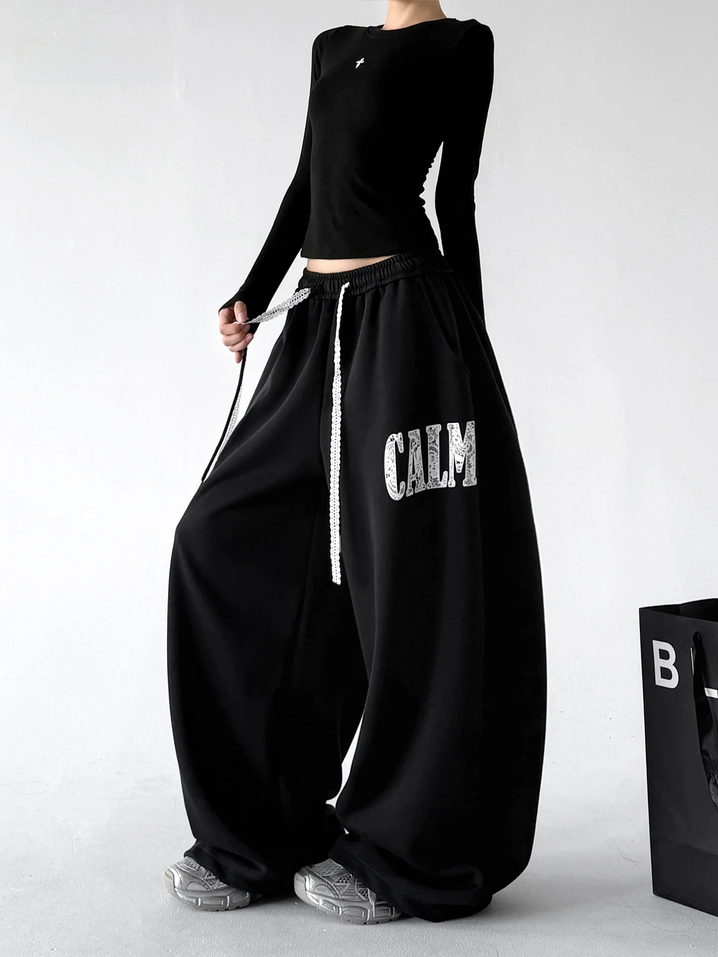 Loose Wide Leg Sports Pants for Women Casual Black Elastic Waist Student Trousers Autumn New Style Comfortable Knitted Cotton