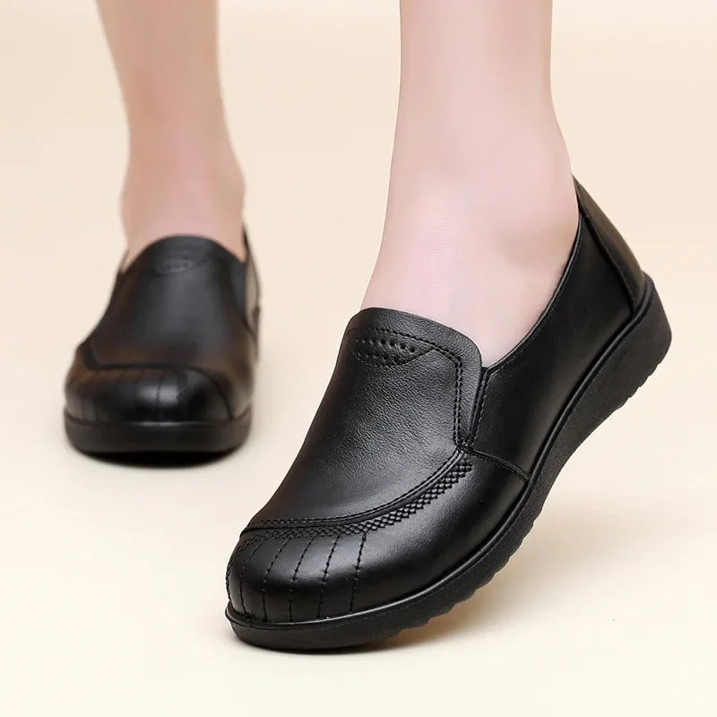 Genuine Leather Women's Casual Shoes Leisure Sneakers Women Luxury Brand Slip-on Loafers Female Flat Shoes