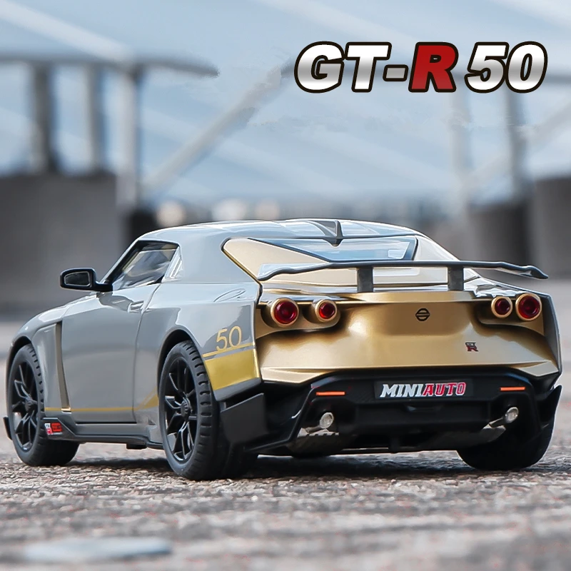 1:24 Skyline GTR-50 Alloy Sport Car Model Diecast Metal Racing Car Vehicle Model Simulation Sound Light Collection Kids Toy Gift