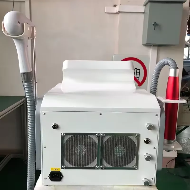 Dispositivo per la depilazione e la rimozione dei tatuaggi con luce a diodi 2in1 1064 755 808nm Attrezzatura di bellezza indolore Nd Yag per uso domestico Certificato CE