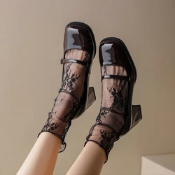 1/2 Pairs Women Thin Flower Socks White Fashion Sexy Breathable Short Socks Female Lace Lolita Fishnet Black Net Mid Lace Socks