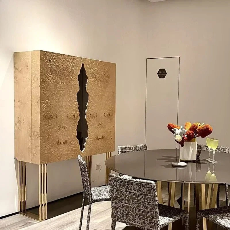 الفن الفاخر الخفيف المصنوع من الفولاذ المقاوم للصدأ El wi ne cab inet، مصمم منزل الفيلا الصلبة woo d Advanced creat ive #2